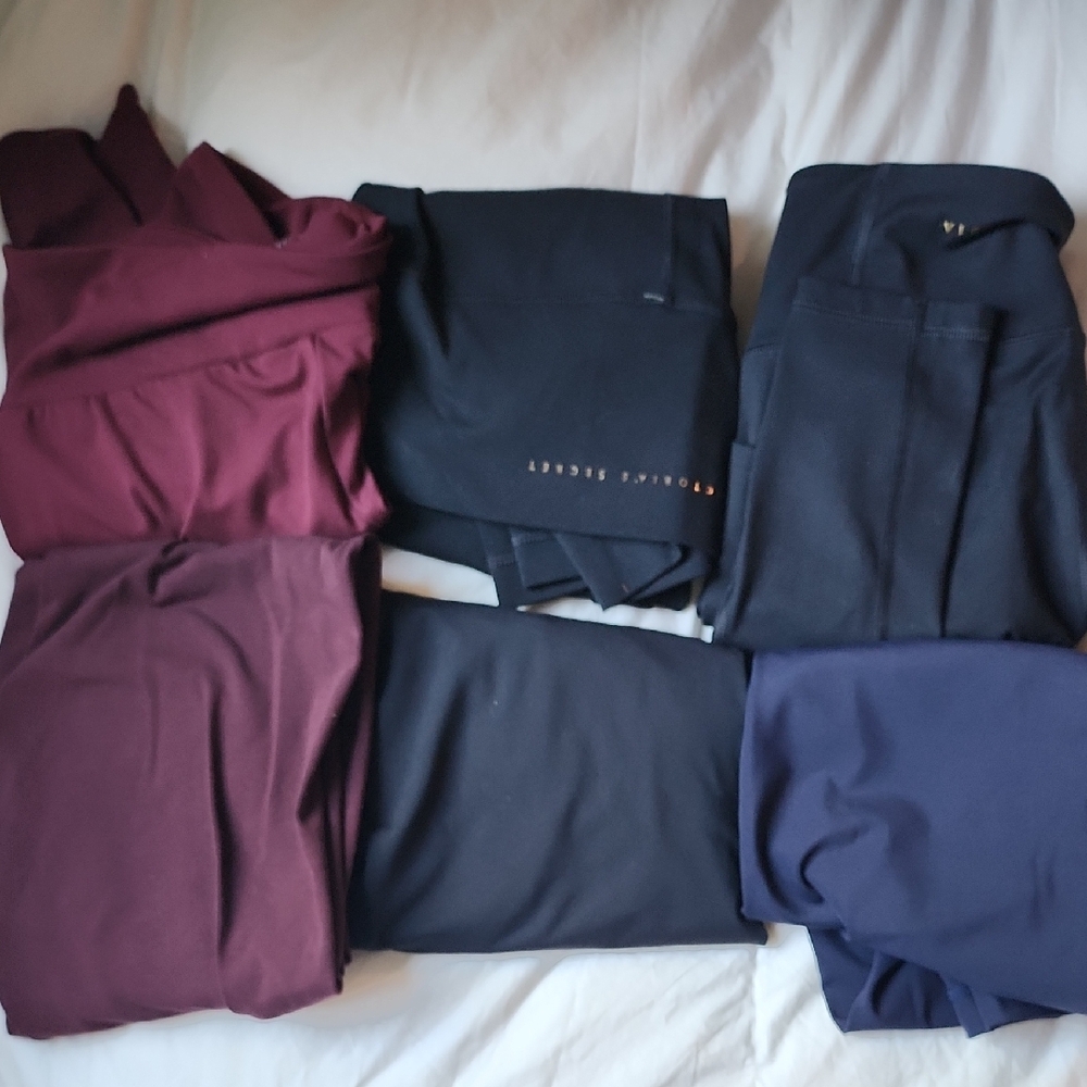 6 Pairs Like New Women's Leggings Including Victoria's Secret